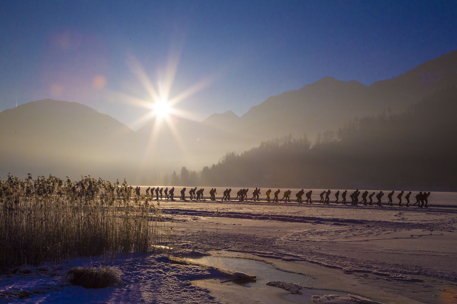 Hotel zum Weißensee Naturpark Urlaub Genuss Wohlfühlen Kärnten Größte Natureisfläche Europas Eislaufen Natureis