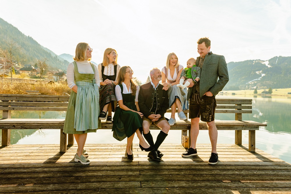 Hotel zum Weißensee Naturpark Urlaub Genuss Wohlfühlen Kärnten Familie Koch Gastgeber aus Leidenschaft Familienbetrieb Hotel zum Weißensee Naturpark Urlaub Genuss Wohlfühlen Kärnten Familie Koch Gastgeber aus Leidenschaft Familienbetrieb