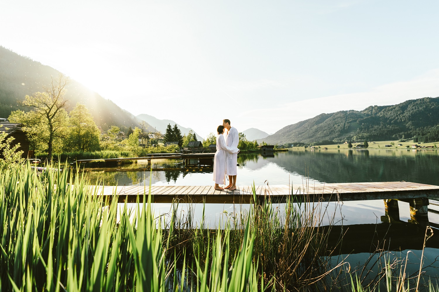 Hotel zum Weissensee Kärnten gemütlich Aktivurlaub Naturpark natürlich klar belebend Seelenakkuladestation reinster BAdesee der Alpen